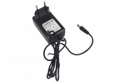Зарядное устройство AC Adaptor 12V 700 mAh